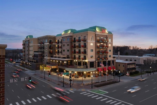 Inn at 500 Capitol image 48
